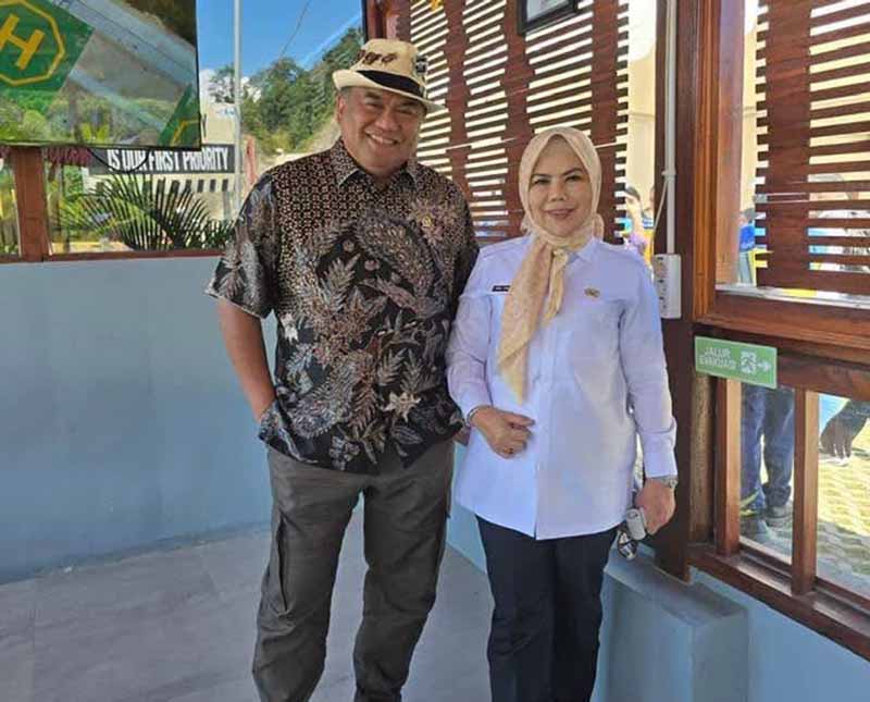 Almarhum Rachmat Gobel